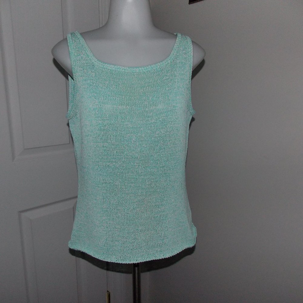 Nine & Co open weave knit tank sweater size Medium